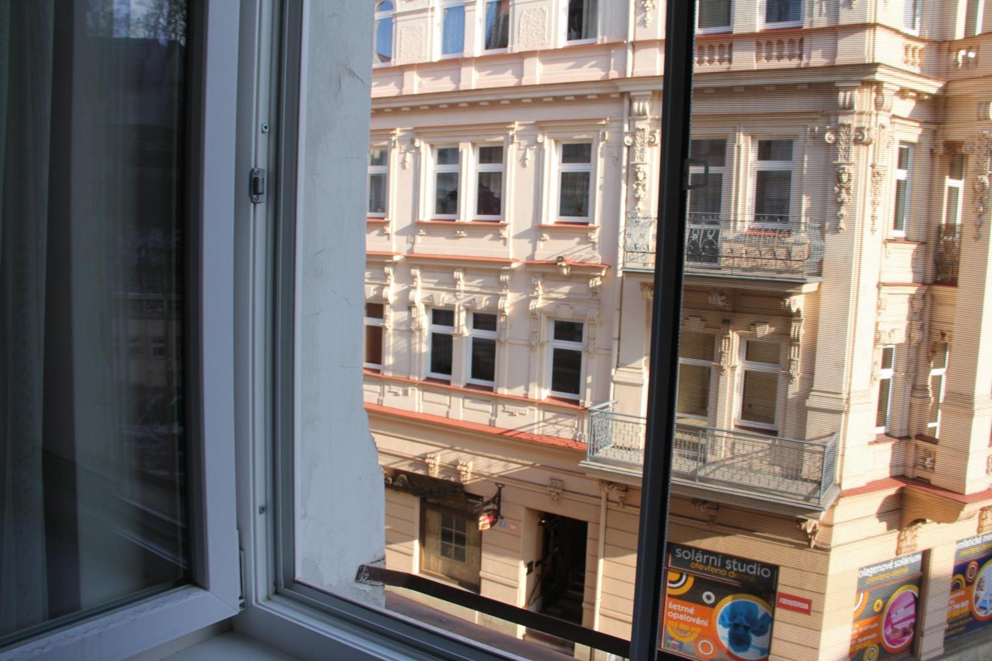 Jurincom Apartments Карлови Вари Стая снимка